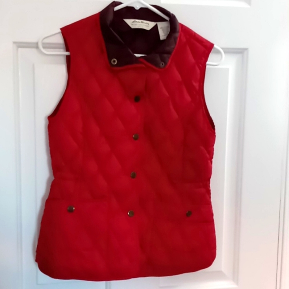 Eddie Bauer Dark Red 75% Goose Down Puffer Vest, size XS, 550 fill